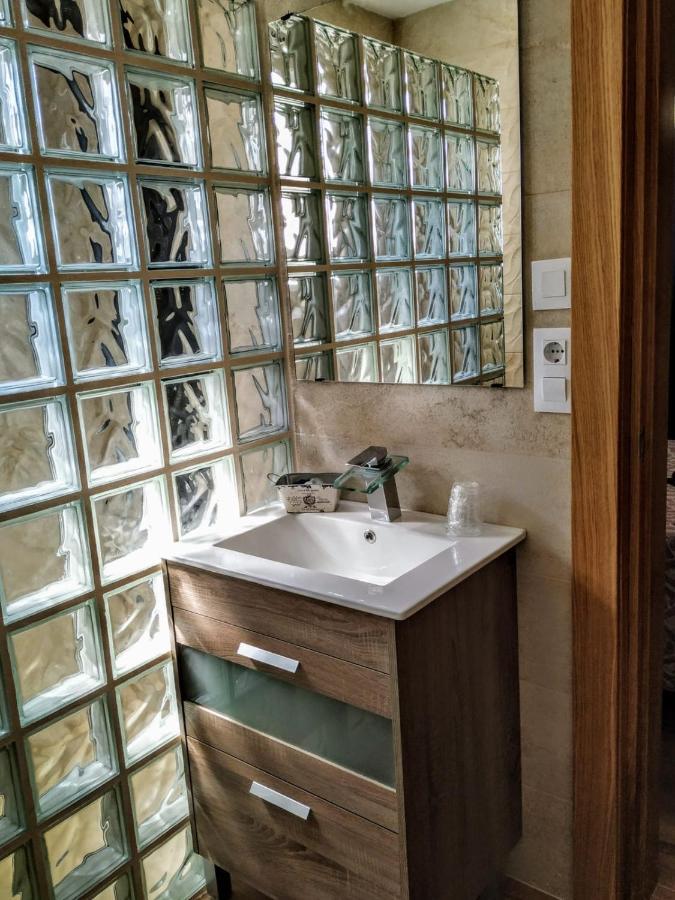 Hostal Restaurante La Mancha รุยเดรา ภายนอก รูปภาพ