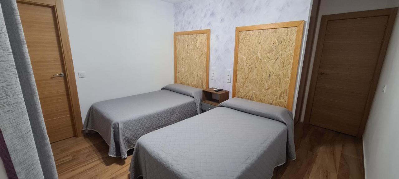Hostal Restaurante La Mancha รุยเดรา ภายนอก รูปภาพ